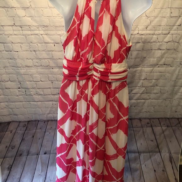 Spring dress (pink and white) - Picture 4 of 4